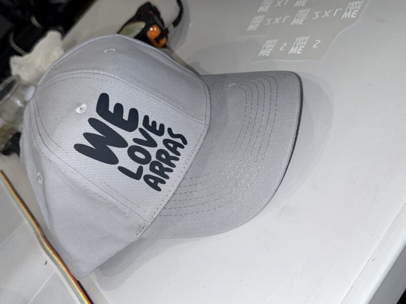 Casquette We Love Arras — Broderie logo ville d&rsquo;Arras — DTF, Événement — GalerieGRAPH Cambrai