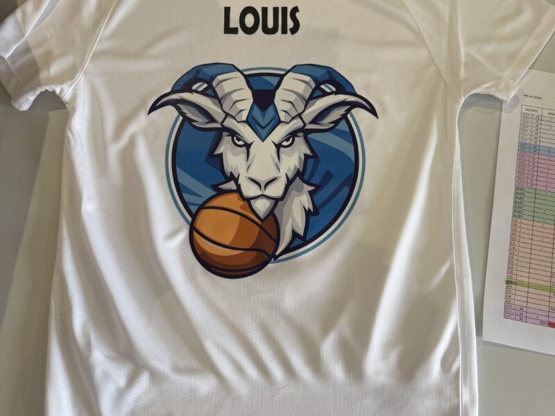 T-shirt Club Basket avec prénom — Impression DTF numéro et nom — DTF, Clubs — GalerieGRAPH Cambrai