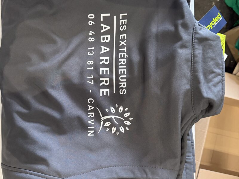 Gilet sans manches personnalisé Les extérieurs Labarere — Broderie pro — DTF, Clubs — GalerieGRAPH Cambrai