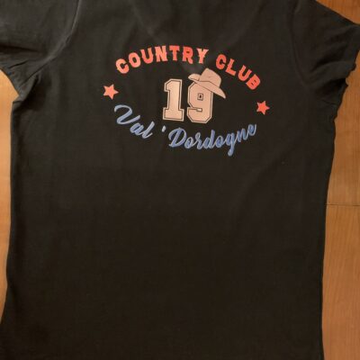 T-shirt brodé Club de Country — Marquage textile événementiel