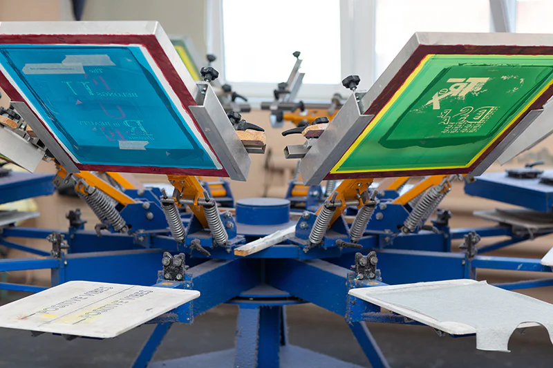 Sérigraphie sur t-shirt couleurs vives